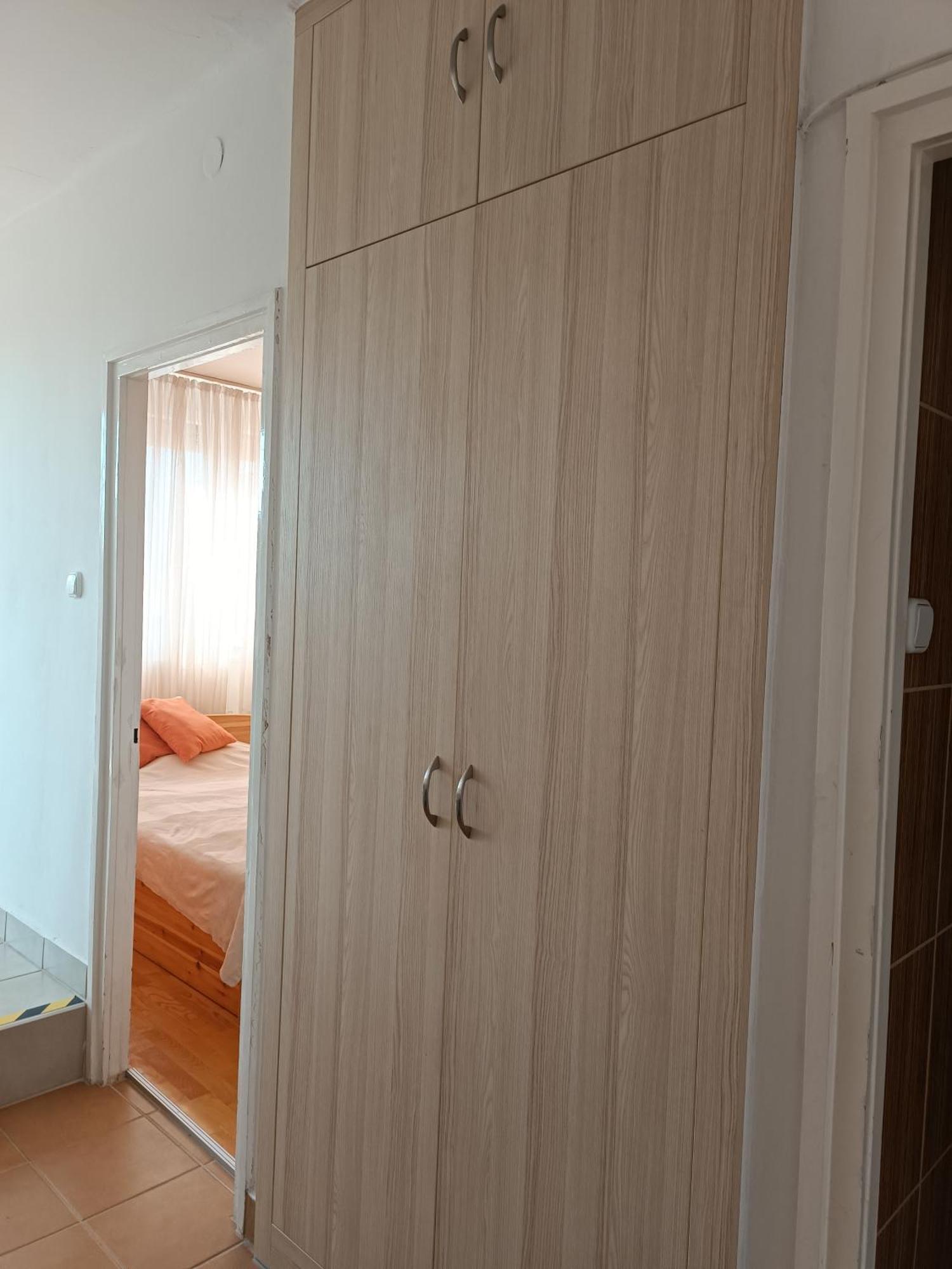 100 Lepes - 100 Steps - Apt With Huge Terrace Next To The Thermal Bath Harkany Bagian luar foto